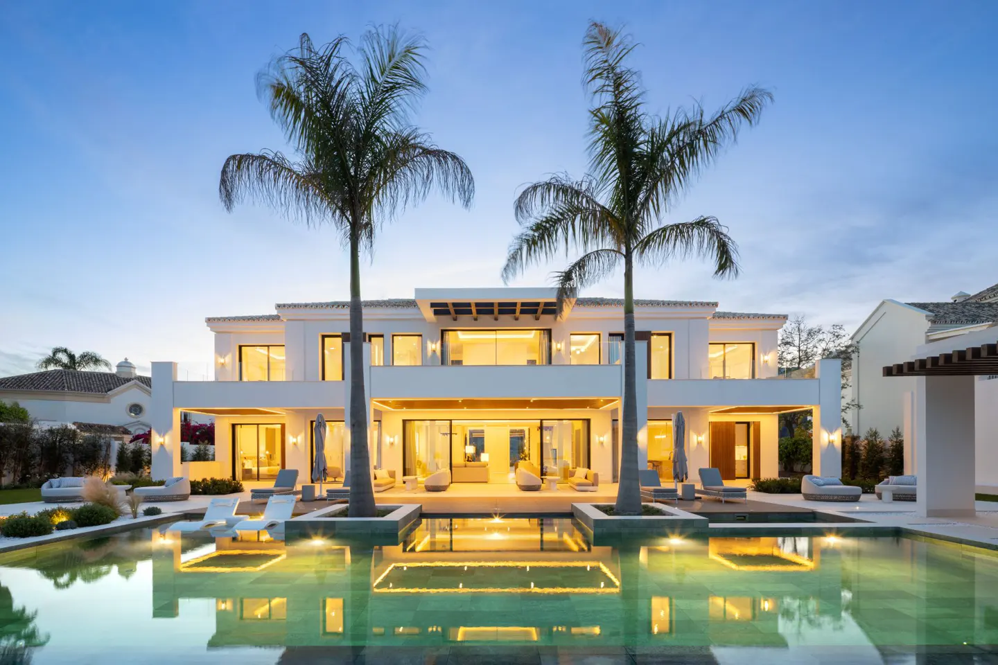 AXION luxury villa, view 3 of 10