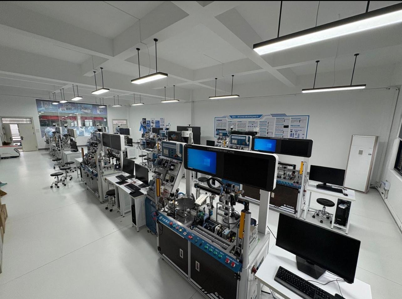Automation training equipment