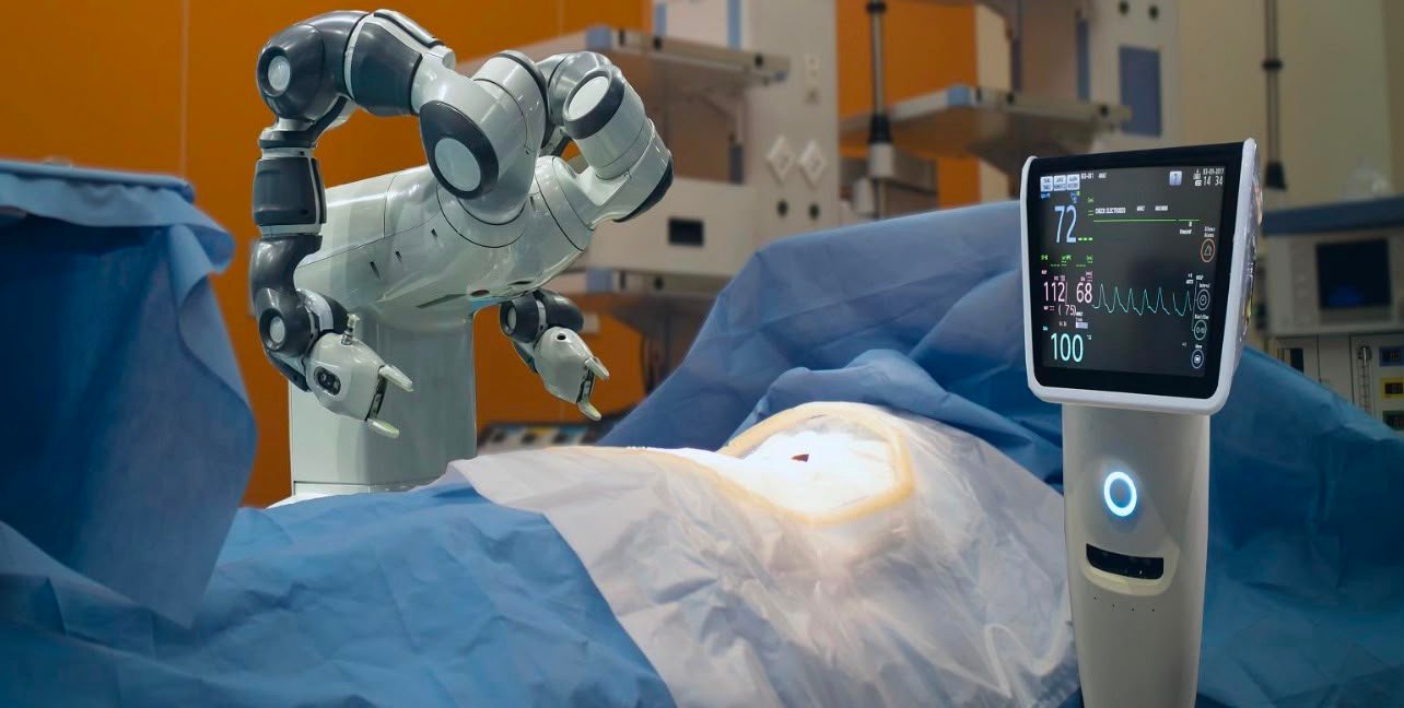 Clinical logistics robot